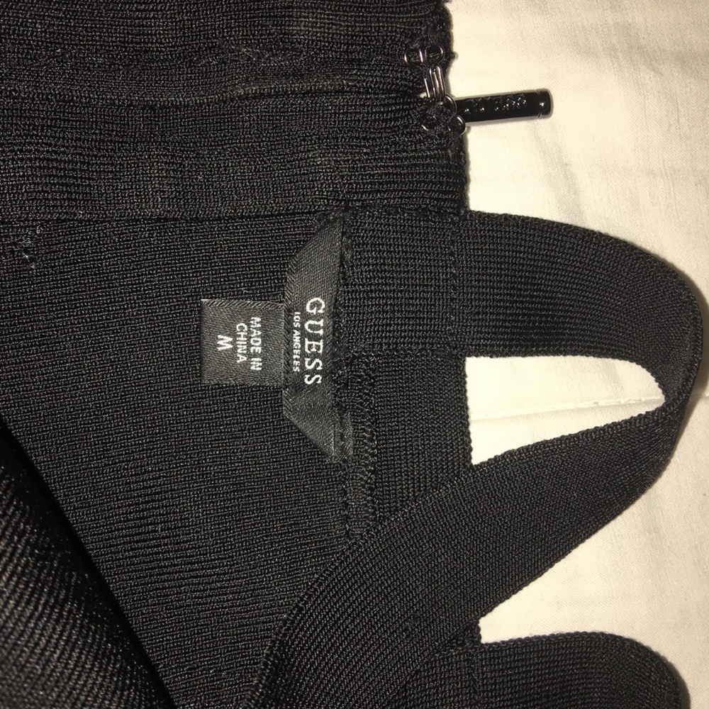 Guess (strapped bandage dress) - Picture 3 of 3